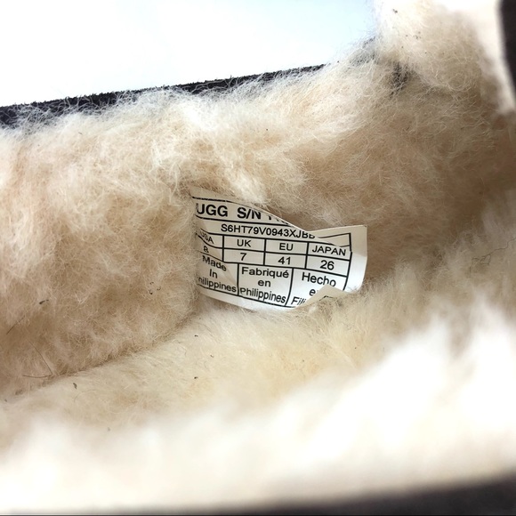 Like New Ascot Slippers - Picture 9 of 14